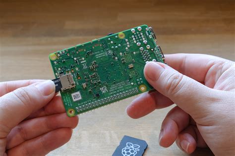 loading micro sd raspberry pi.